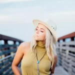 Women's dress